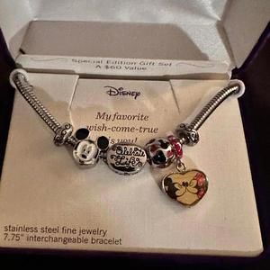 Disney Mickey and Minnie Mouse charm bracelet